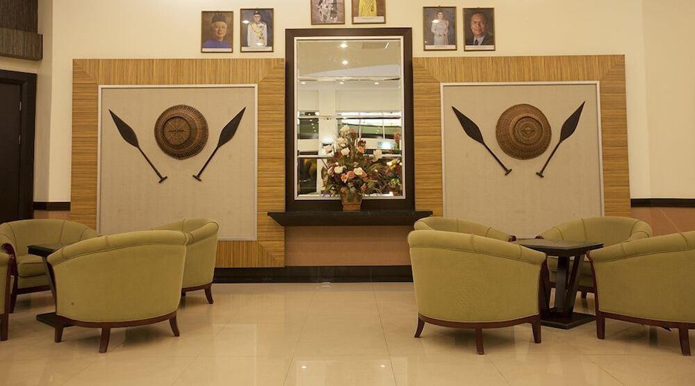 Hotel Seri Malaysia Lawas Exterior photo